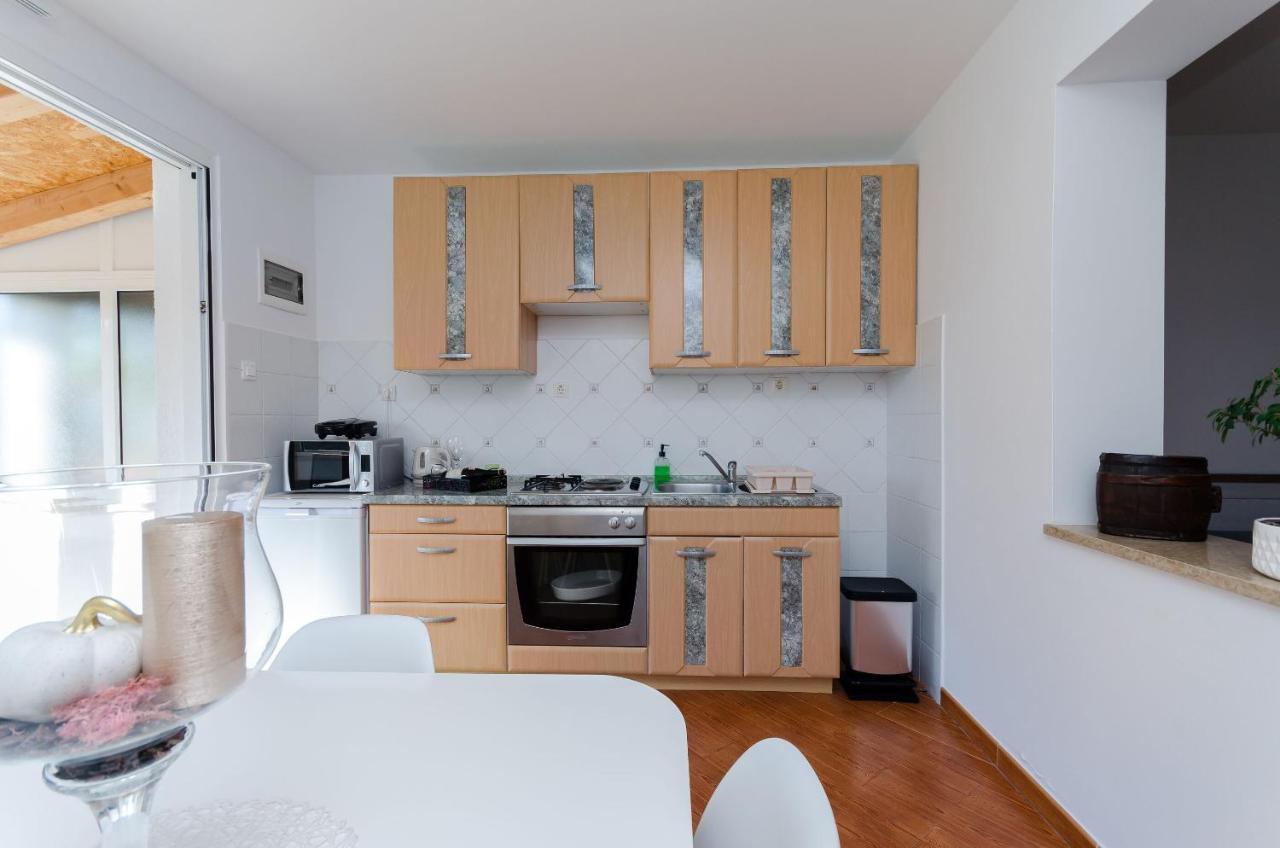 Apartment Zdenko روفينج المظهر الخارجي الصورة
